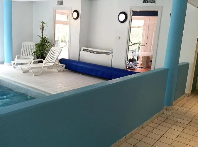 Aparthotel Le Roi Du Sundgau Pres De La Horse - 3*